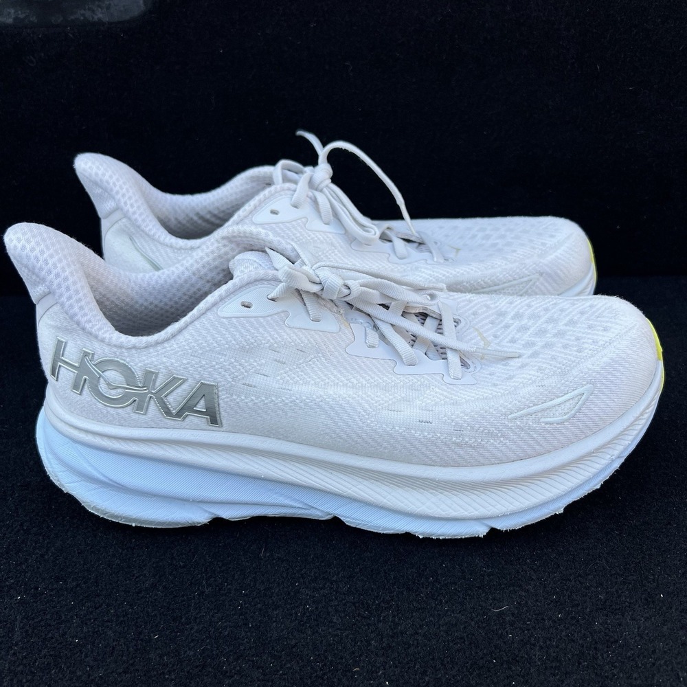 Hoka One One Clifton 9 Shoes Womens Size 10 D Gray Running Comfort Walking Gym